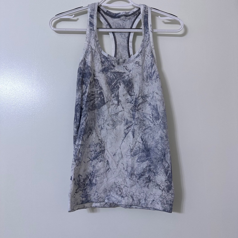 Lululemon Tank